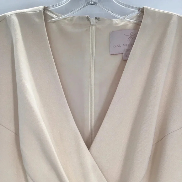 Gal Meets Glam Lydia Dress Blush Pink Neutral Classic Minimalist Size 4 - Picture 6 of 12